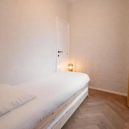 Apartment Charming And Spacious In The Heart Of Antwerp